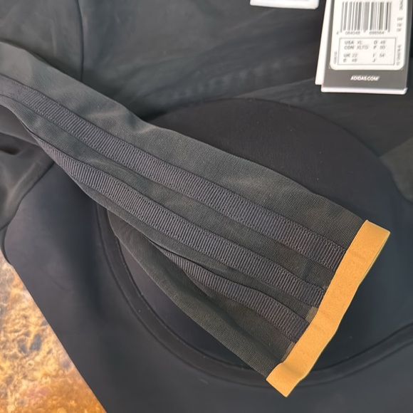 Adidas Ivy Park 2pc set top and leggings size L - Picture 9 of 16